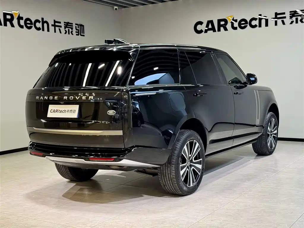 Range Rover 2024 model 3.0 L6 400PS SE LWB 7-seater