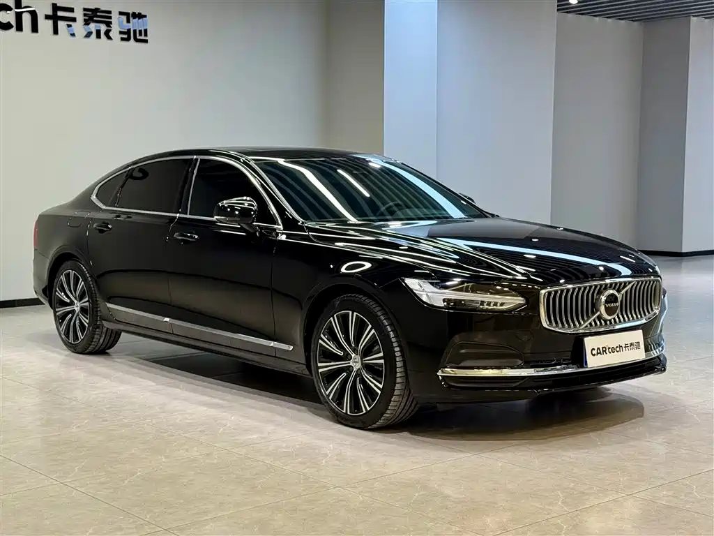 Volvo S90 2025 B5 Zhiyuan Luxury Edition