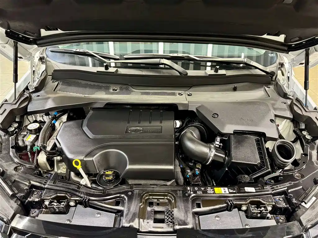 Land Rover Discovery Sport 2025 249PS Performance Technology Edition