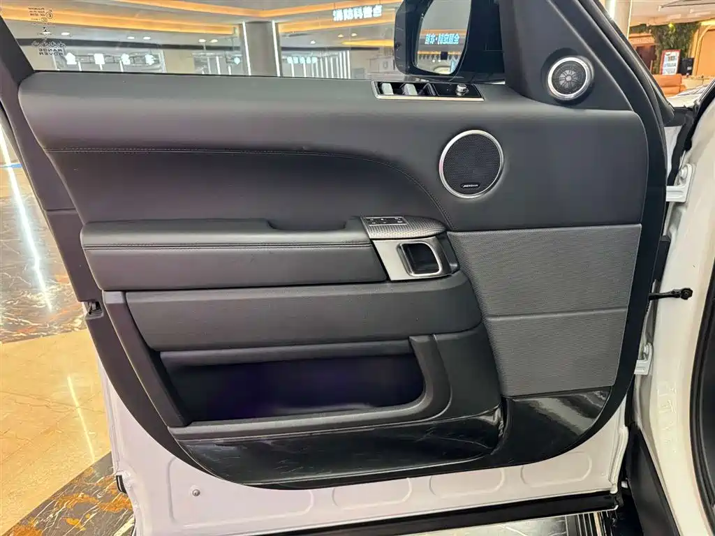 2020 Range Rover Sport 3.0 L6 HSE Dynamic