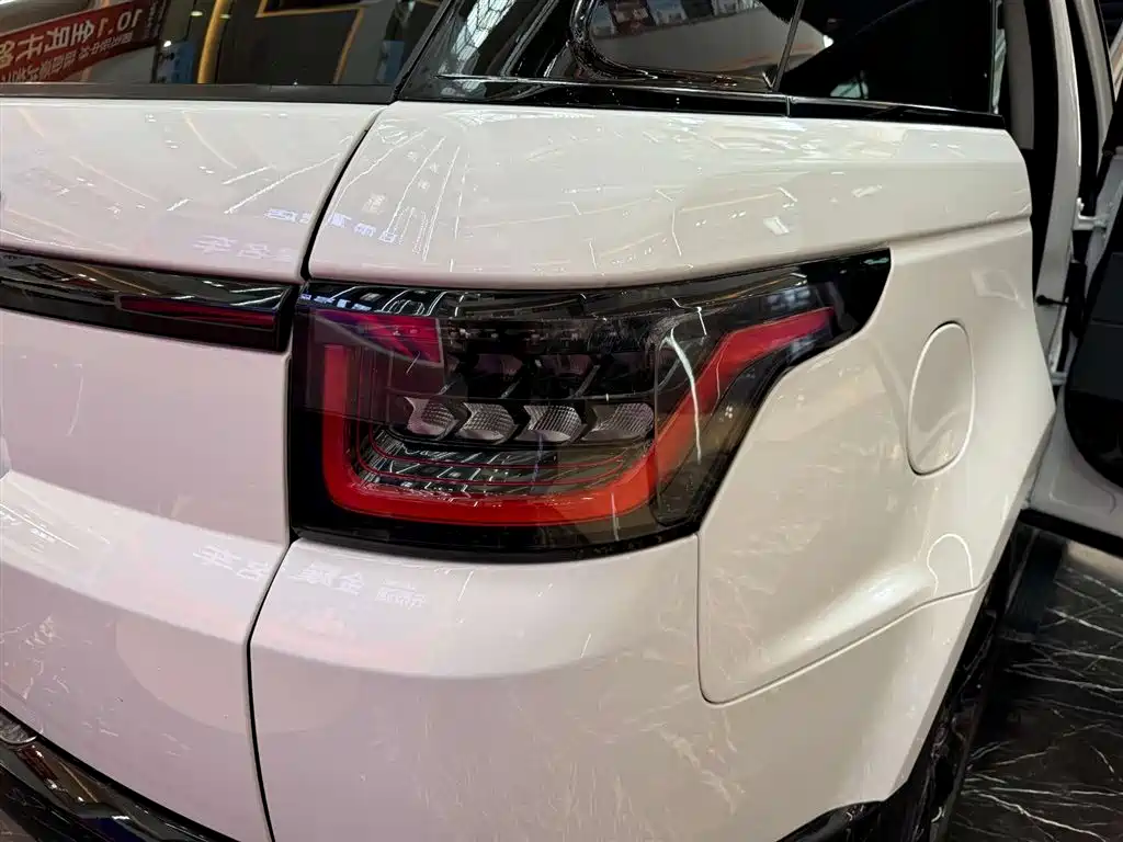 2020 Range Rover Sport 3.0 L6 HSE Dynamic
