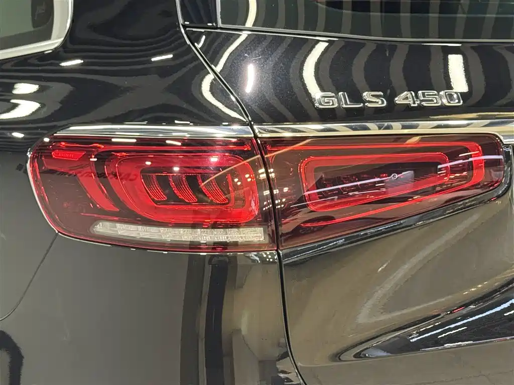 Mercedes-Benz GLS 450 4MATIC Luxury (2021 Facelift)
