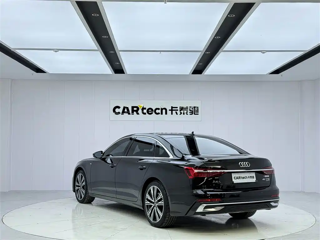 Audi A6L 2025 45 TFSI quattro Zhenxuan Dynamic Edition