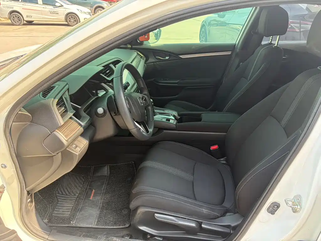 Honda Civic 2021 HATCHBACK 220TURBO CVT