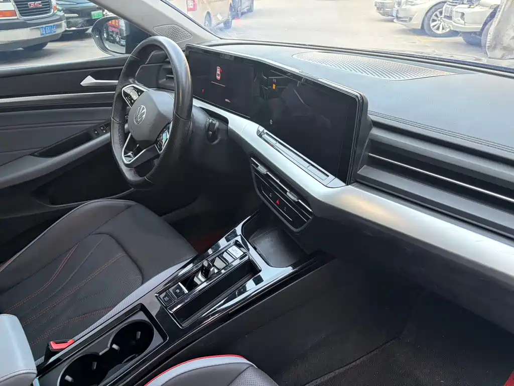 Volkswagen Lamando L 2023 280TSI DSG Re La Edition