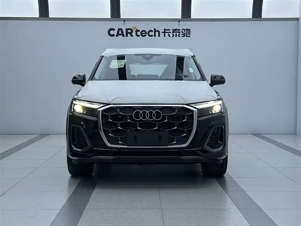 Audi Q7 2025 55 TFSI quattro S line