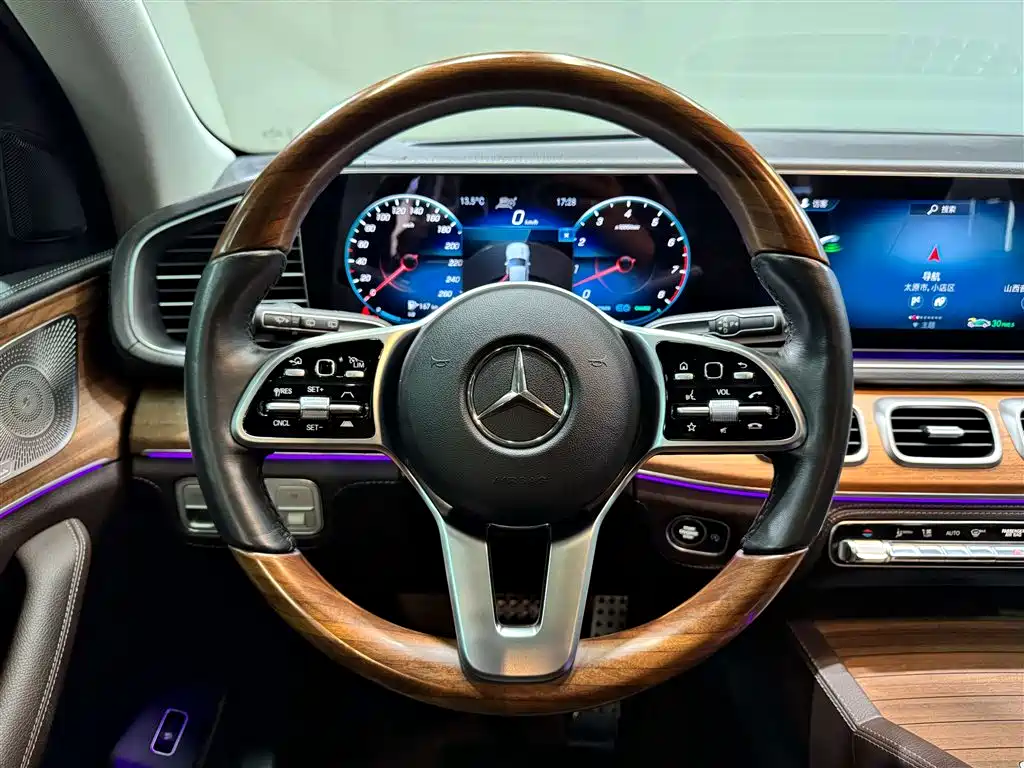 Mercedes-Benz GLS 450 4MATIC Luxury (2021 Facelift)