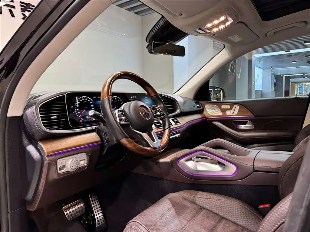 Mercedes-Benz GLS 450 4MATIC Luxury (2021 Facelift)
