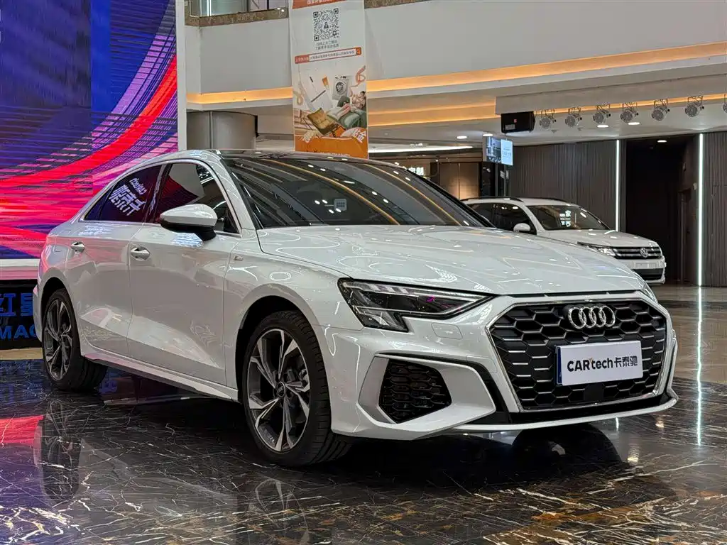 Audi A3L Limousine 2024 35 TFSI Luxury Sport