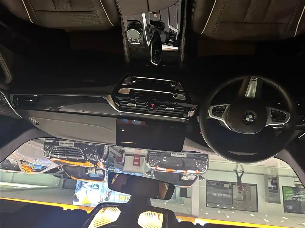 BMW 5 Series 2022 525Li M Sport Package - фото 15