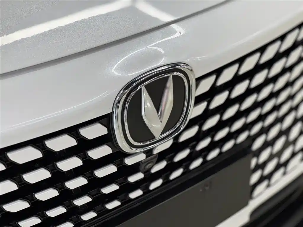 Changan UNI-T 2022 2.0T Pilot Edition