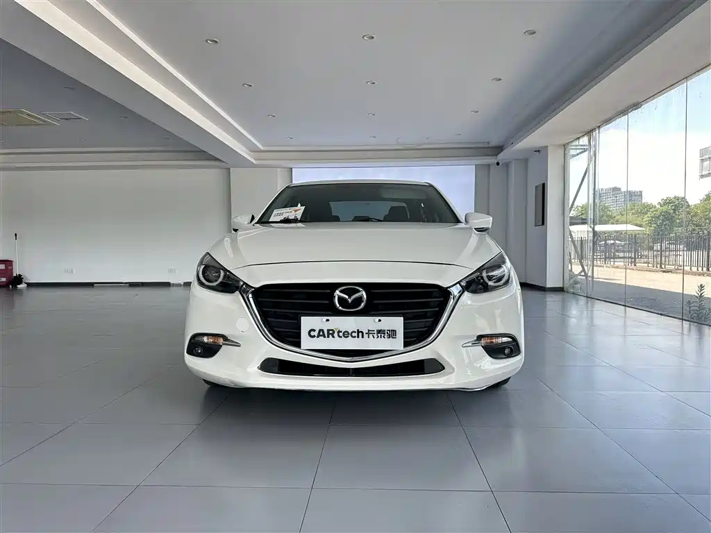 Mazda 3 Axela