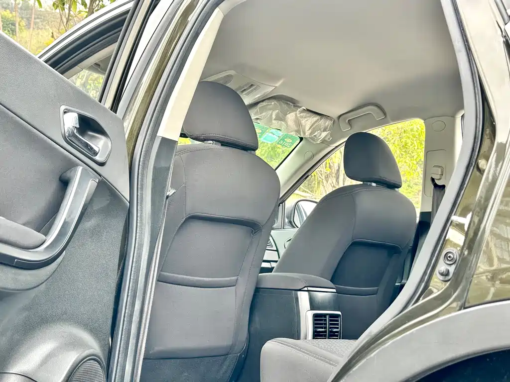 Trumpchi GS5 2014 2.0L Manual FWD Anniversary Edition