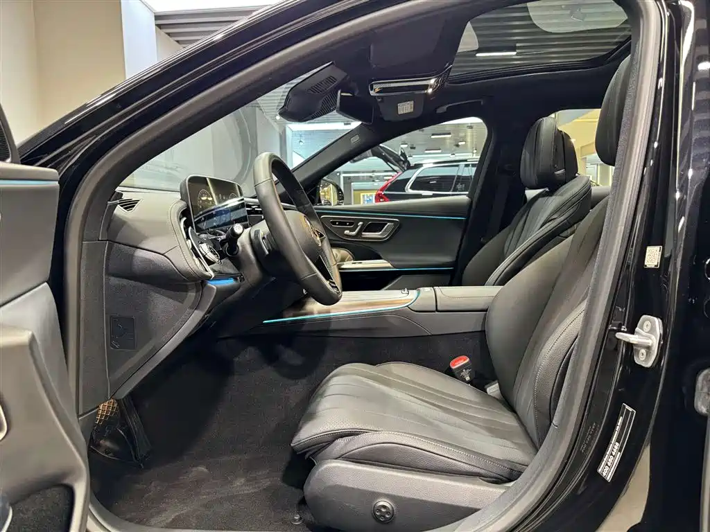 Mercedes-Benz E-Class 2024 E 300 L Luxury