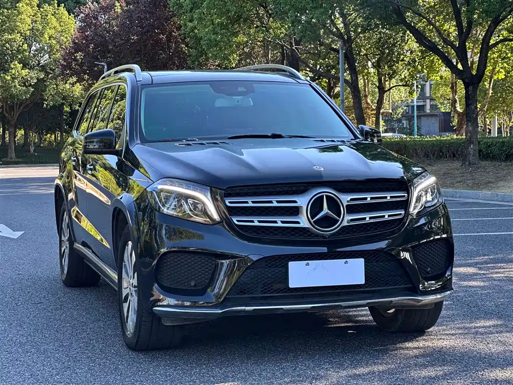 Mercedes-Benz GLS 400 4MATIC Luxury