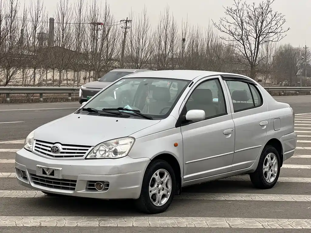 Vela 2013 1.5L Manual