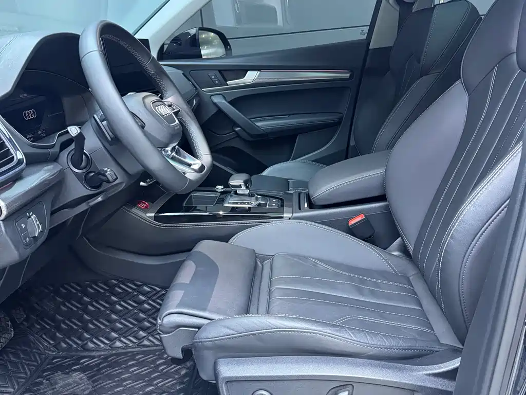 Audi Q5L 2022 40T RS Kit Burning Speed Edition