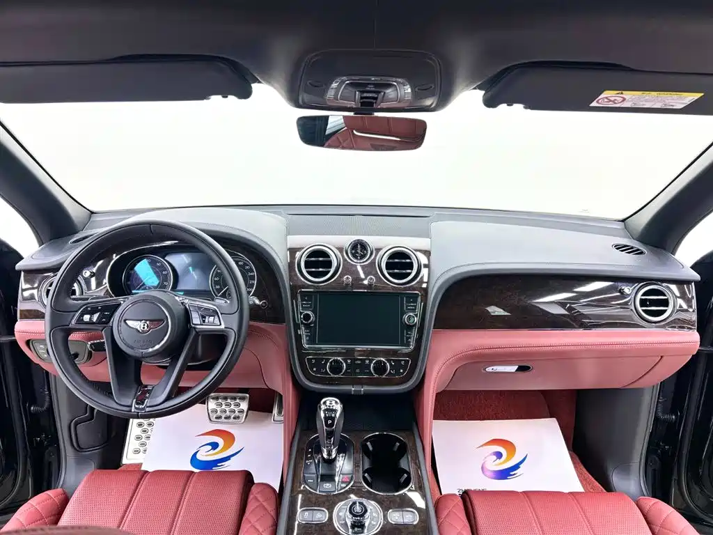 Bentley Bentayga 2016 6.0T Standard Edition