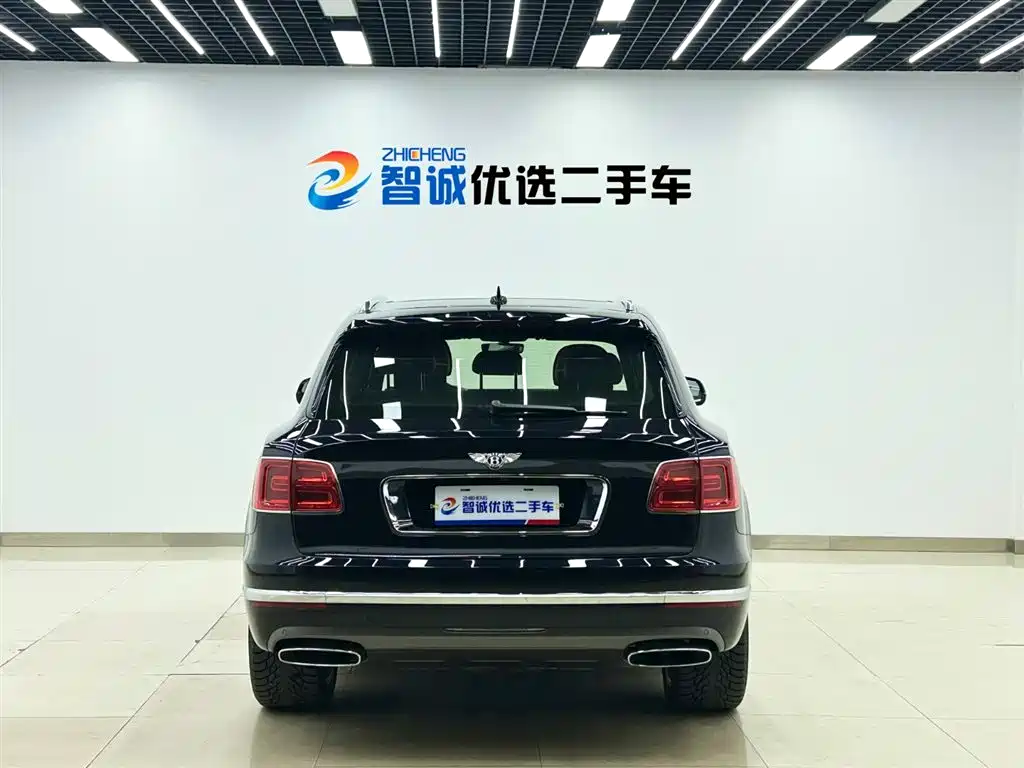 Bentley Bentayga 2016 6.0T Standard Edition