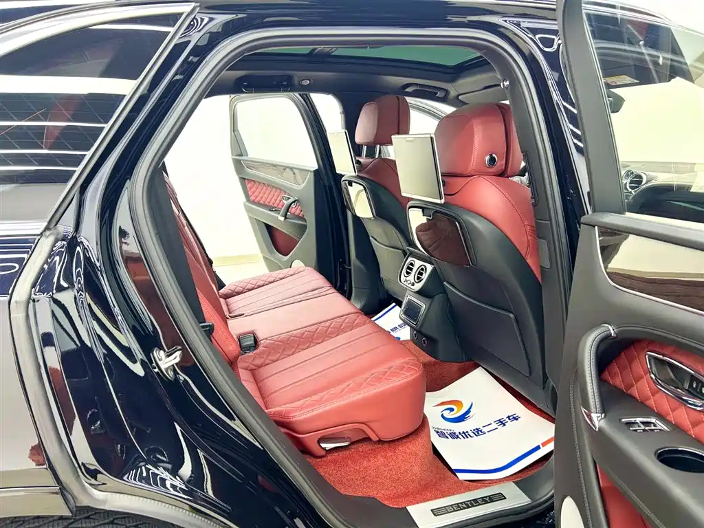 Bentley Bentayga 2016 6.0T Standard Edition