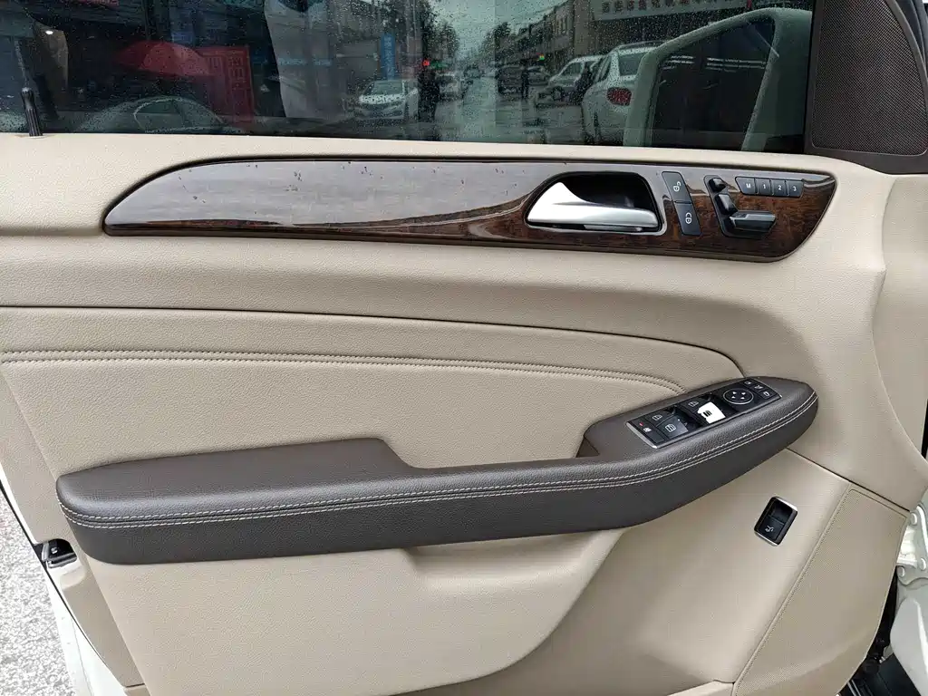 Mercedes-Benz M-Class 2013 ML 350 US Version