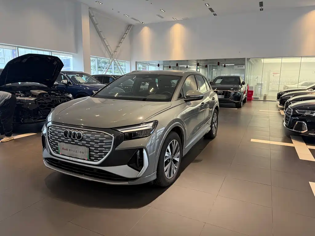 Audi Q4 e-tron 2024 40 e-tron Launch Edition - фото 2