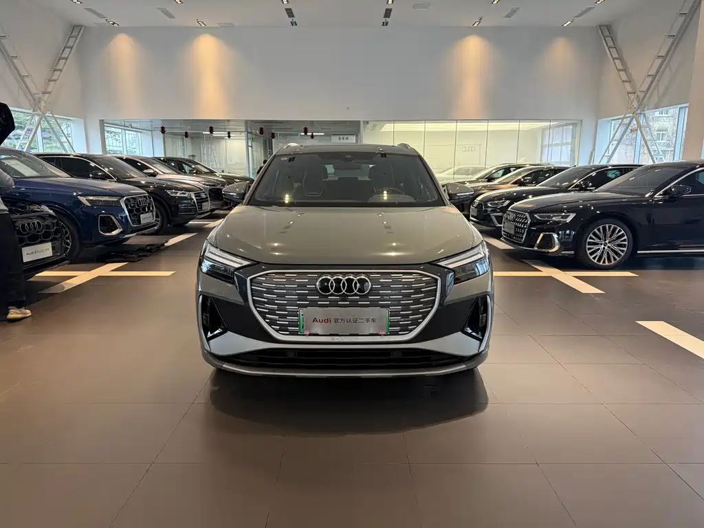 Audi Q4 e-tron 2024 40 e-tron Launch Edition - фото 3