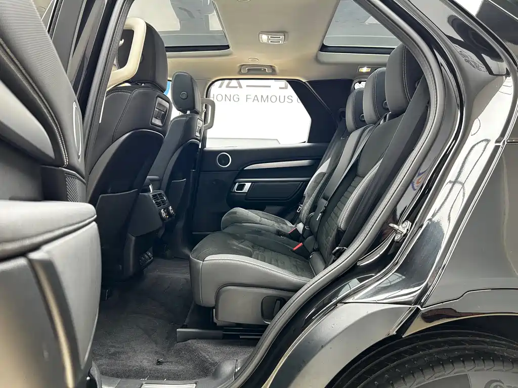 Land Rover Discovery 2021 360PS R-Dynamic S