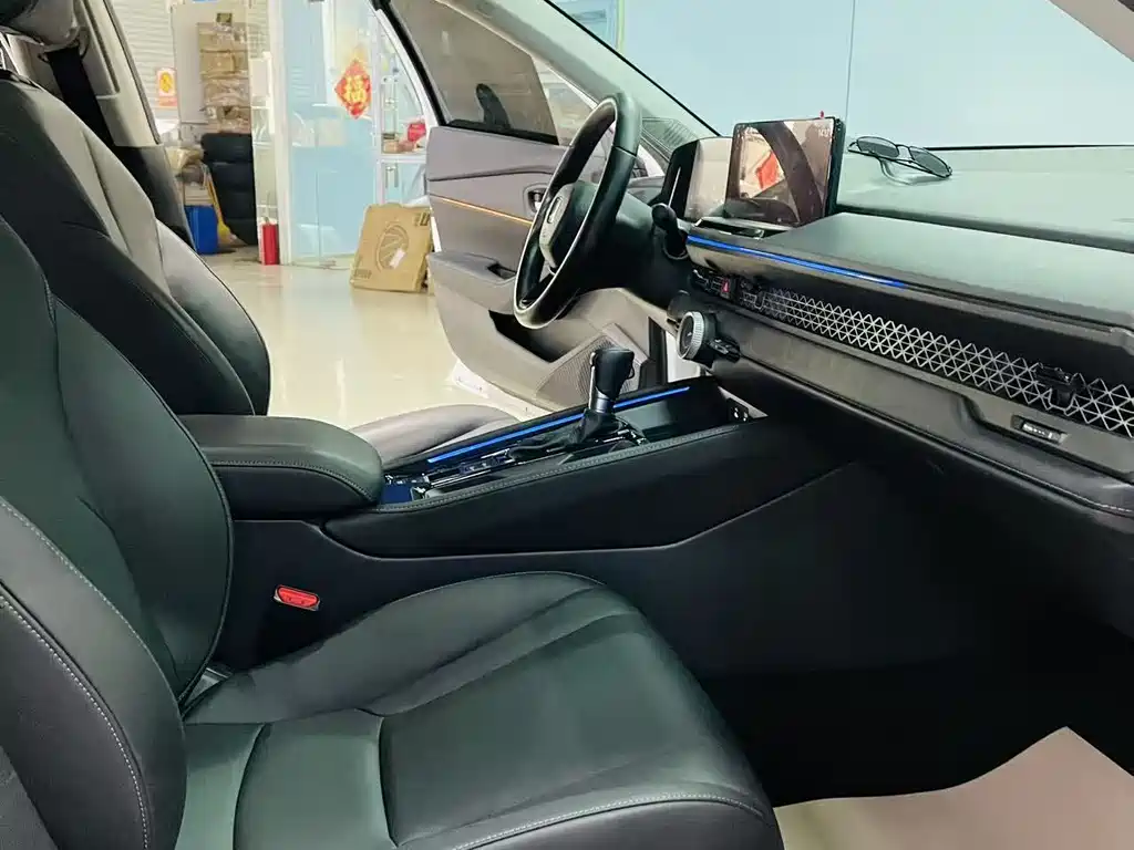 Honda Accord 2023 260TURBO Zhixiang Edition