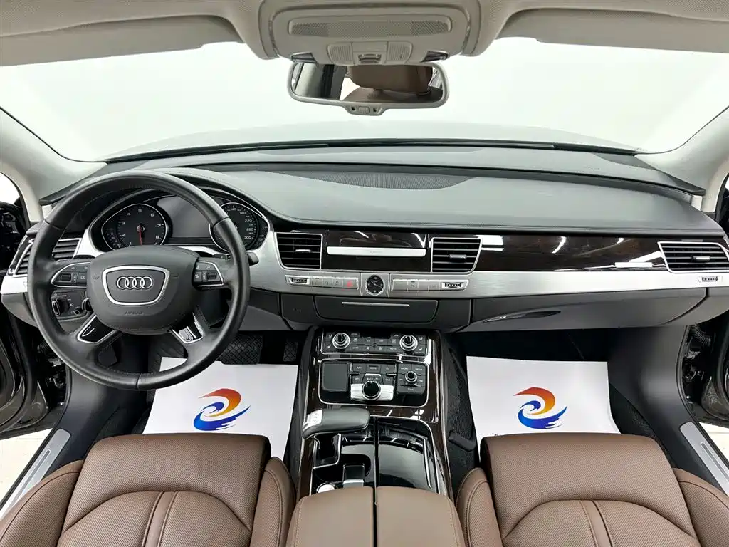Audi A8L 2014 45 TFSI quattro Luxury Edition