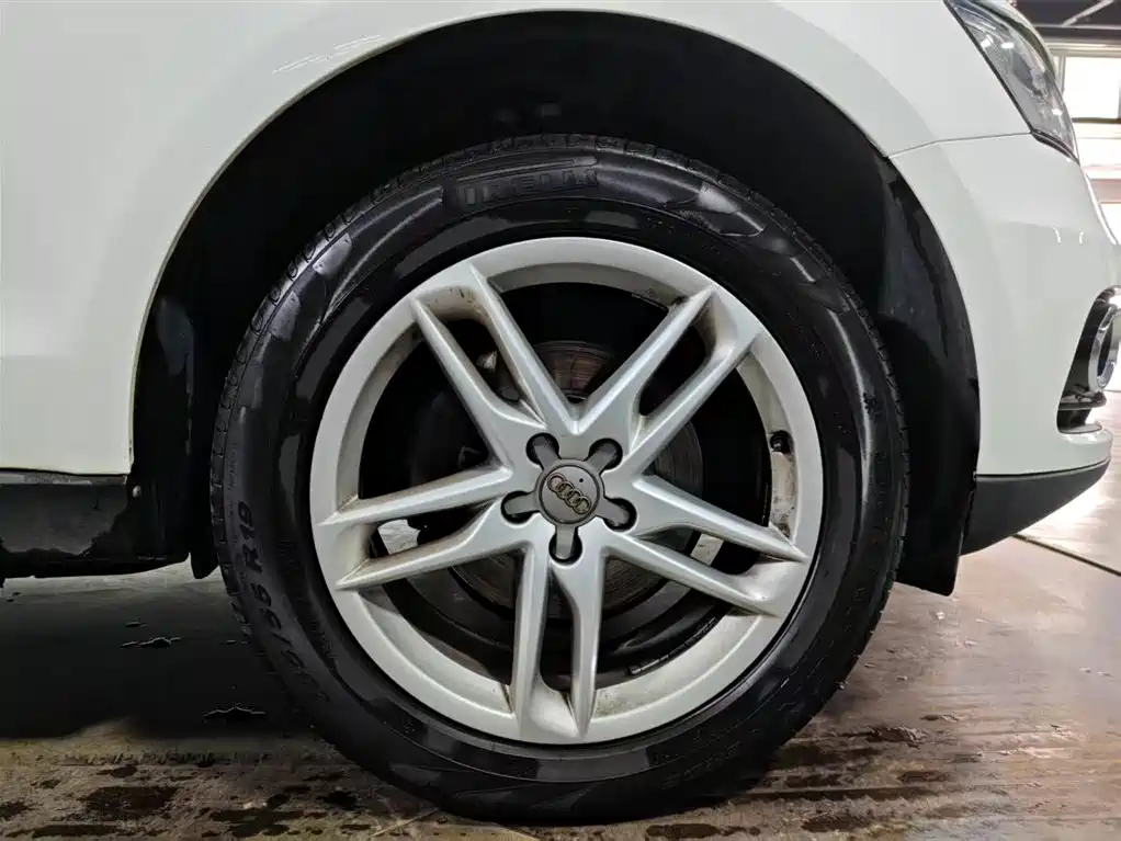 Audi Q5 2017 40 TFSI Technik