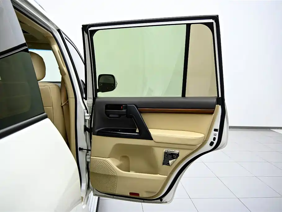Land Cruiser 2017 4.0L Automatic
