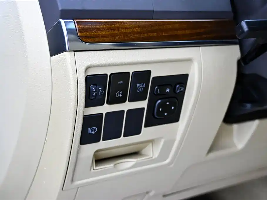 Land Cruiser 2017 4.0L Automatic