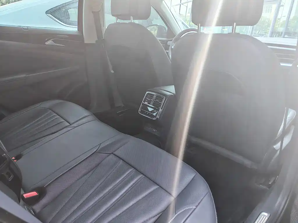 Volkswagen Passat 2025 380TSI Longyao Edition