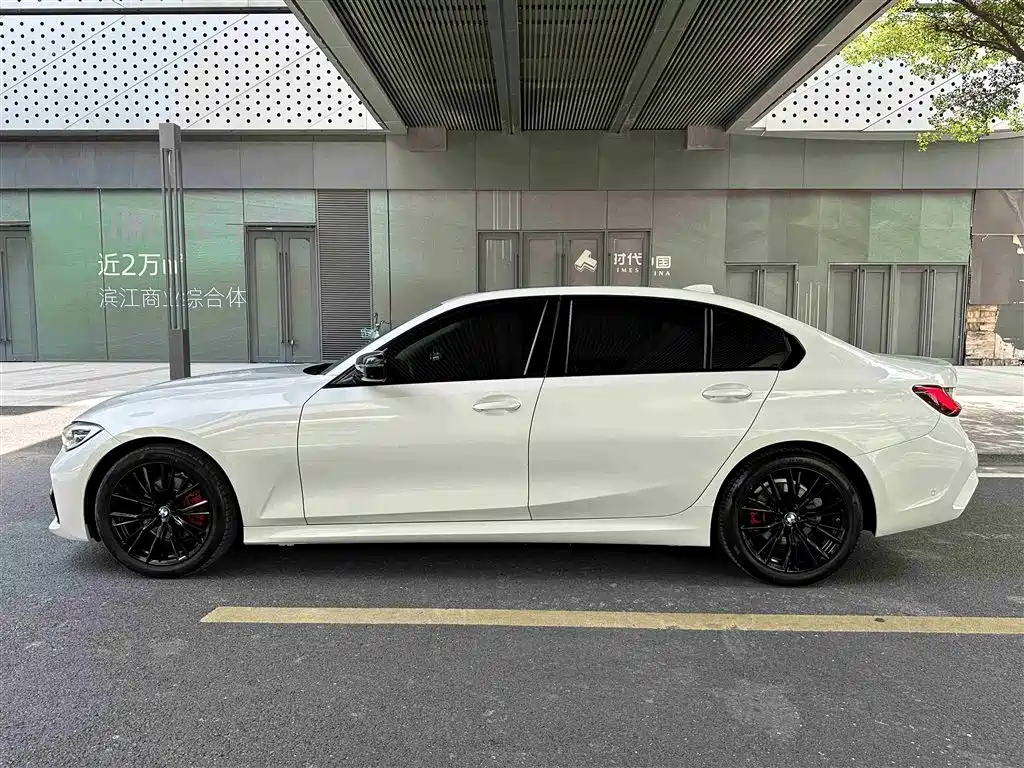 BMW 3 Series 2020 325Li M Sport Night Edition - фото 13