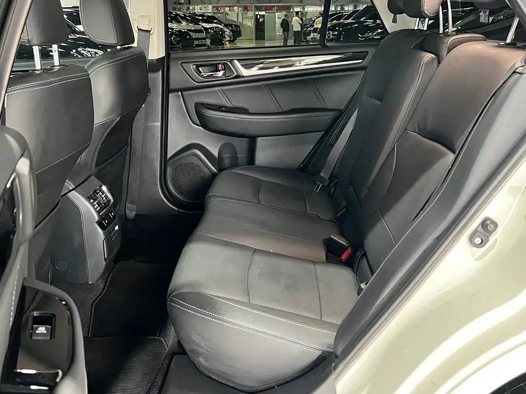2017 Subaru Outback 2.5i Sport Navigation Edition EyeSight