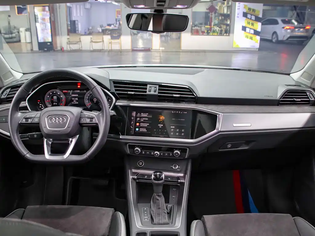 Audi Q3 2022 35 TFSI Fashion Dynamic