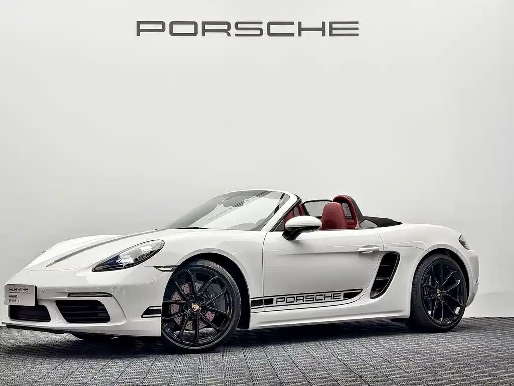 Porsche 718 Boxster 2.0T (2025)