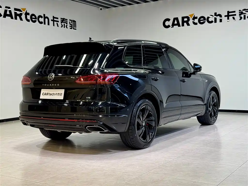 Touareg 2023 3.0TSI R-Line Black Edition