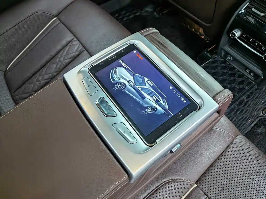 BMW 5 Series 2021 530Li Executive Luxury Edition - фото 6