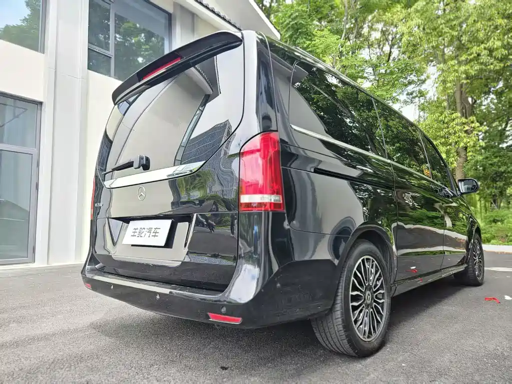Mercedes-Benz V-Class 2018 V 260 Exclusive Edition China VI