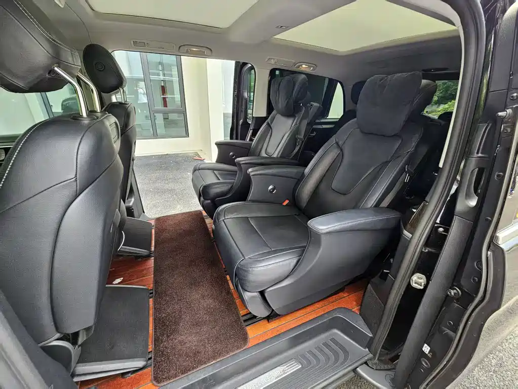 Mercedes-Benz V-Class 2018 V 260 Exclusive Edition China VI