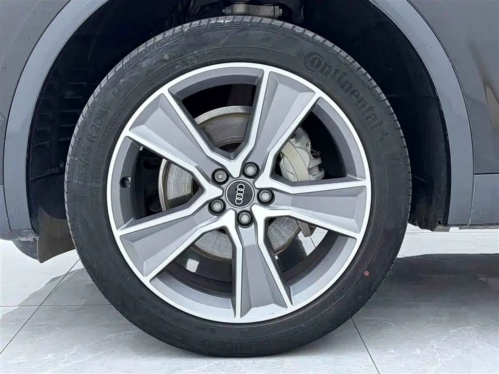 Audi Q5L 2021 45 TFSI Luxury Elegant