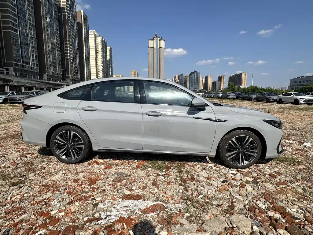 Chery Arrizo 8 2023 High Energy Edition 2.0T DCT Chi