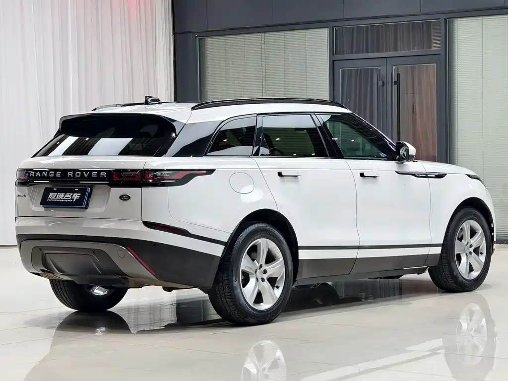 Range Rover Velar 2021 P250