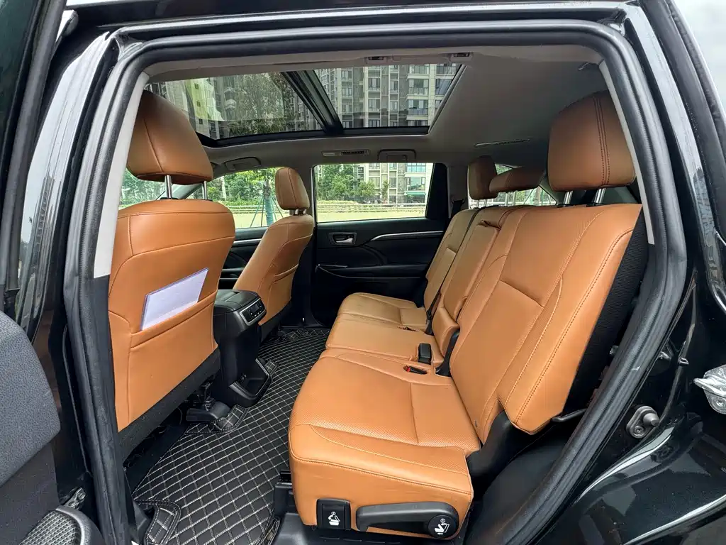 Highlander 2018 2.0T AWD Knight Edition 7-seater China VI