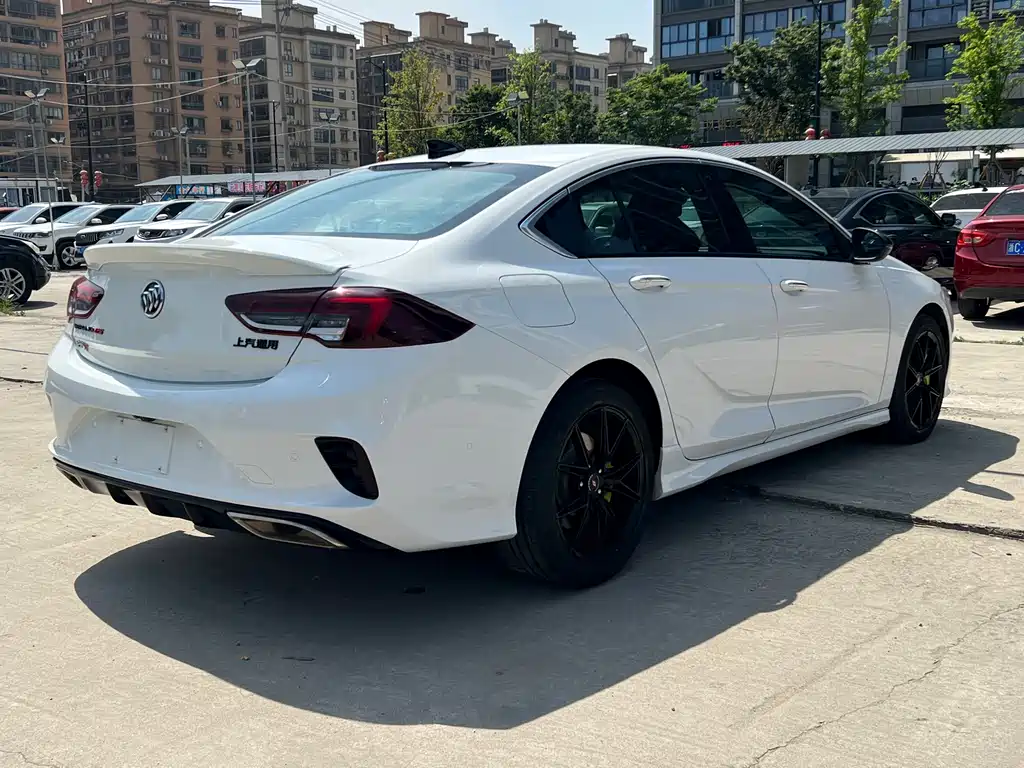 Buick Regal 2020 GS 28T Premium
