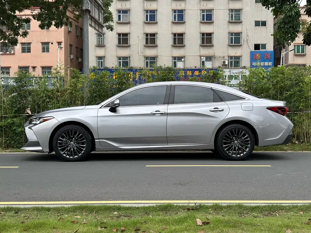 Toyota Avalon 2019 2.0L XLE Premium Edition China VI