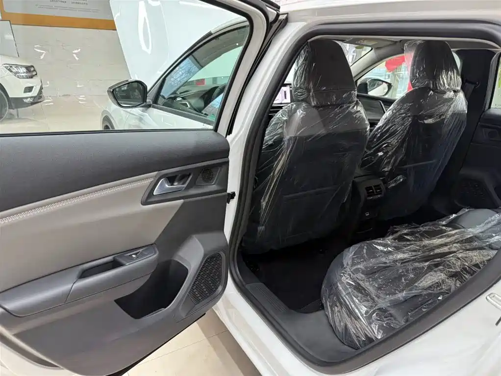 Citroën C5 X 2024 1.6T Shi Bufan