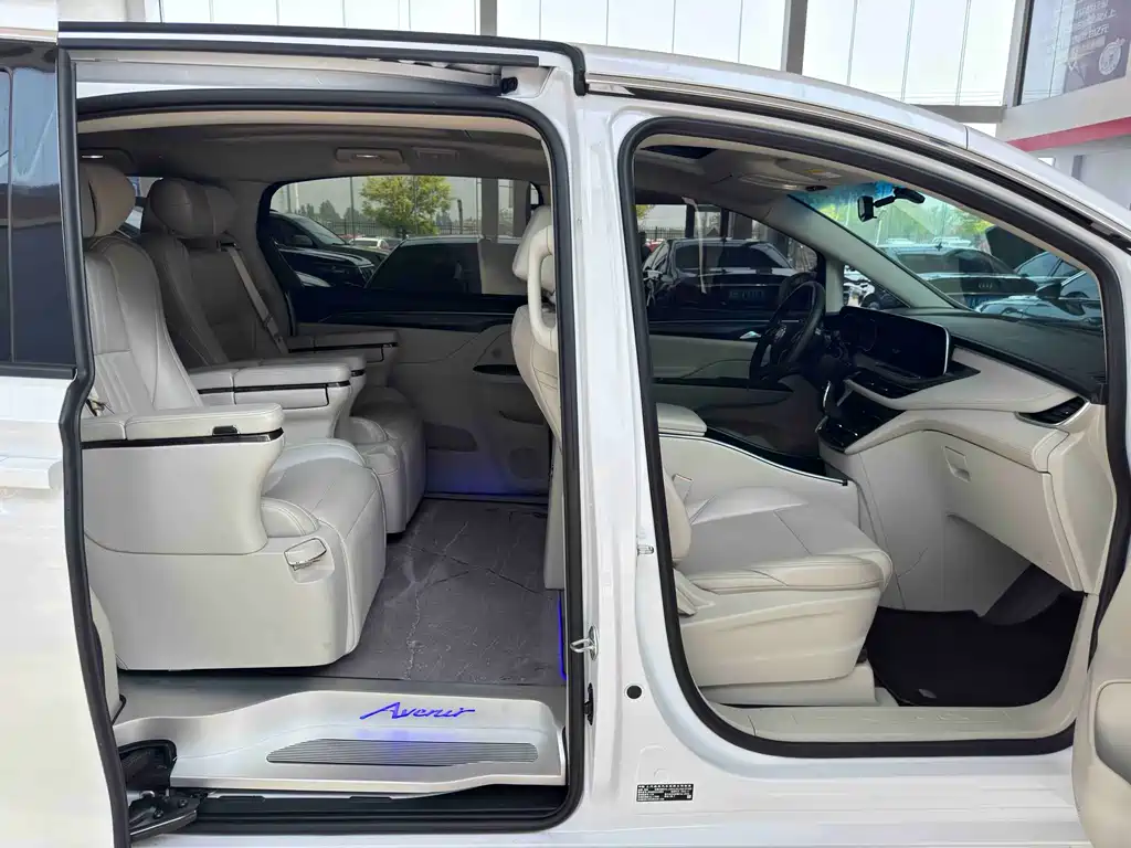 Buick GL8 2023 ES Land Business Comfort Trim